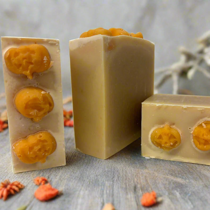 Boo Bar — Pumpkin & Lemongrass Birch Bark Soap (Pumpkin Topper) - limited